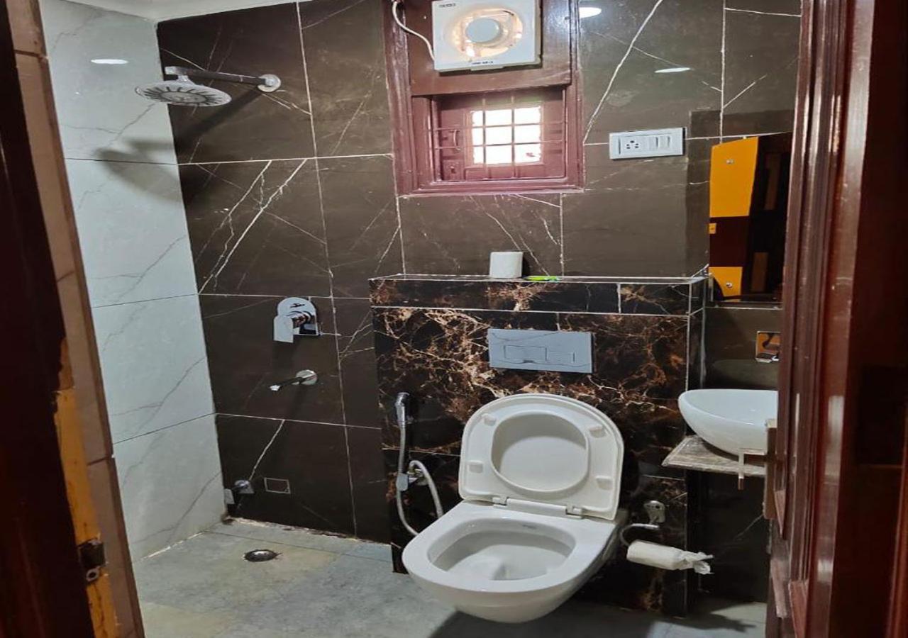 Hotel Olive & Blue - Govt Approved Hotel Near Delhi Airport New Delhi Exteriör bild